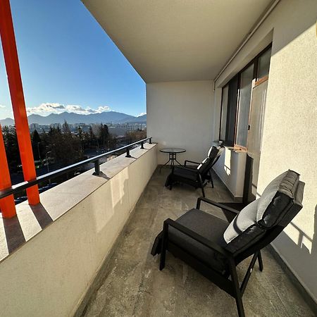 Lucky Apartment Brasov Bagian luar foto