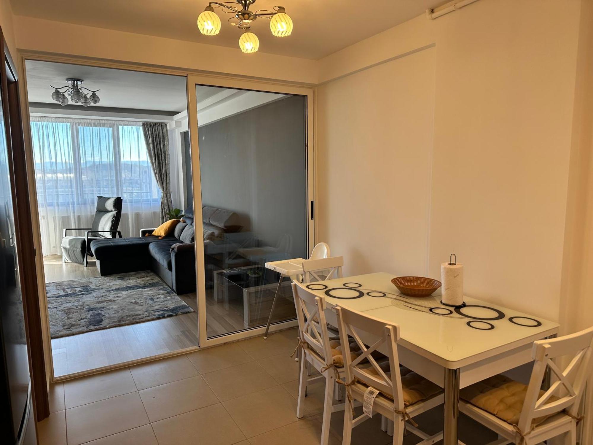 Lucky Apartment Brasov Bagian luar foto