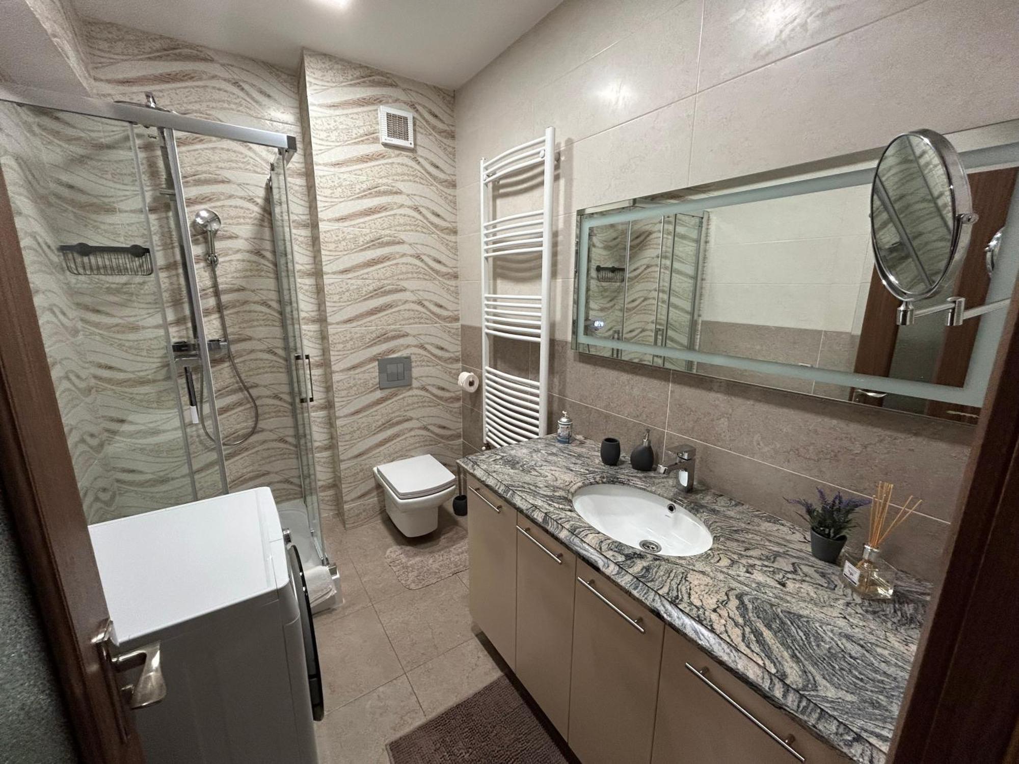 Lucky Apartment Brasov Bagian luar foto